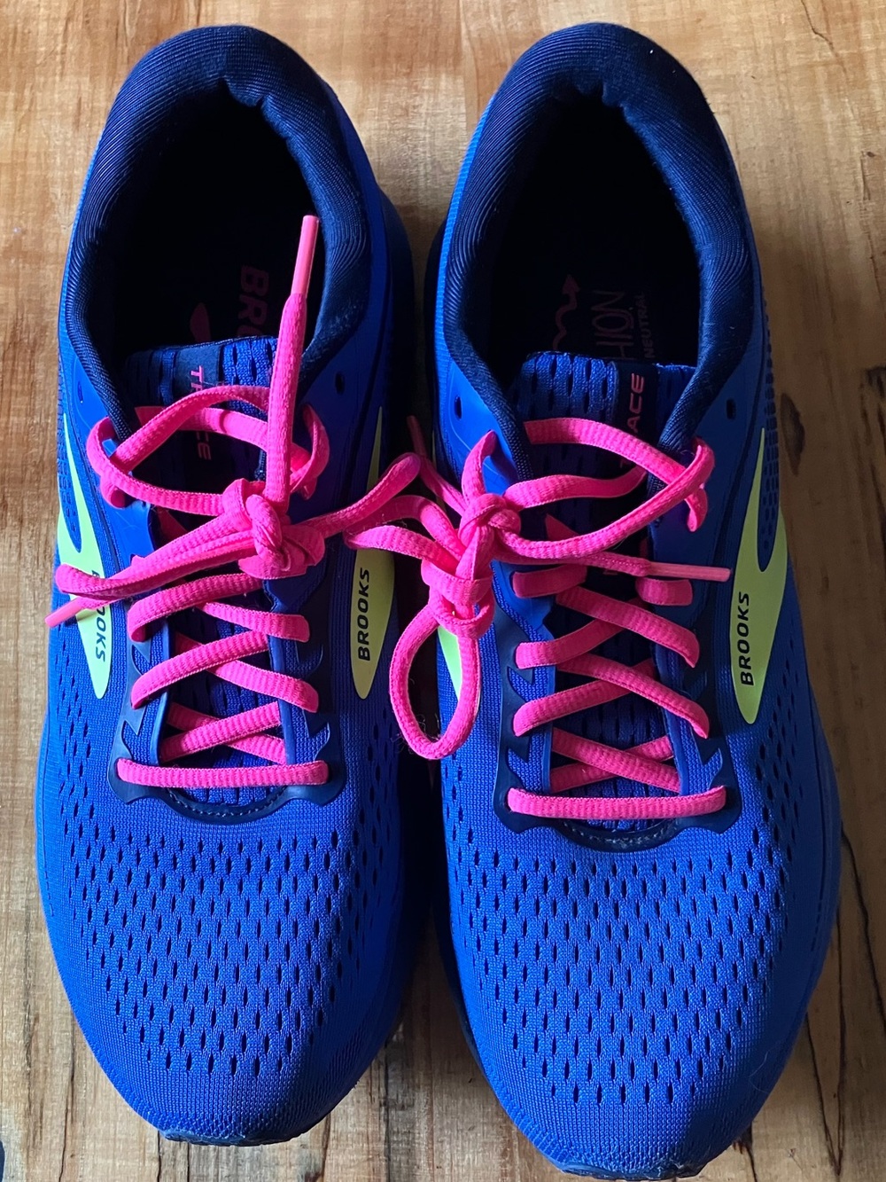 Brooks Trace running shoes - Picture 2 of 9